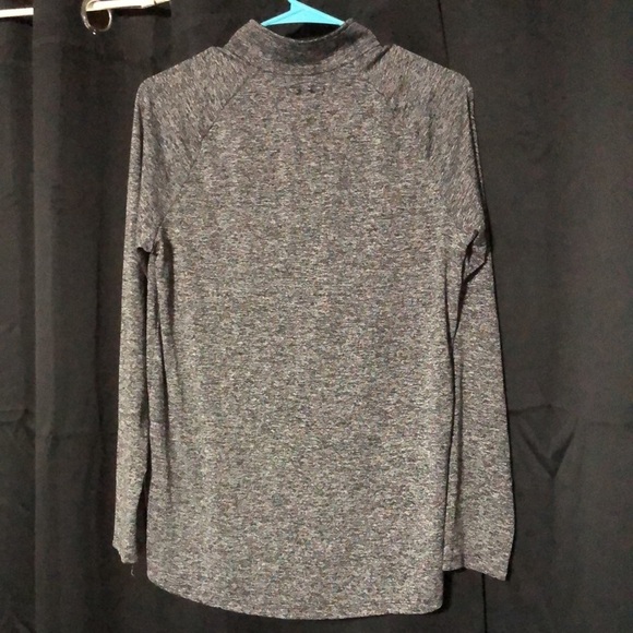 Under Armour Loose Half Zip size Small - Picture 3 of 4
